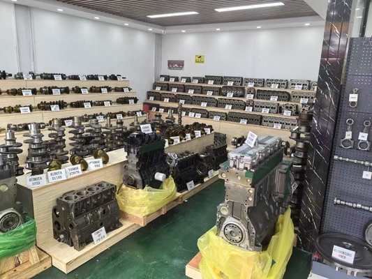 Buy C7.1 Engine Spare Parts For  Cylinder Head online manufacture